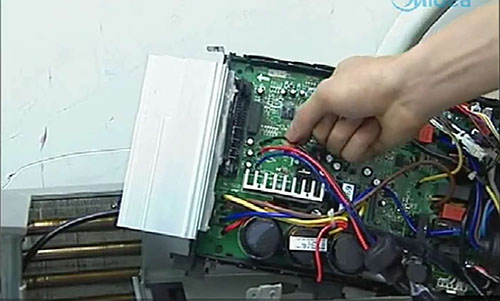 武进美的空调电话是多少